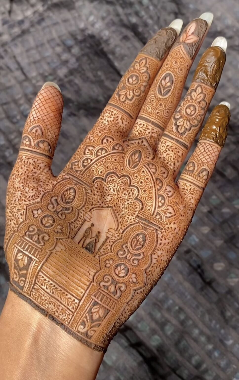 210+ Beautiful Arabic Mehndi Patterns for the Front and Back Hands